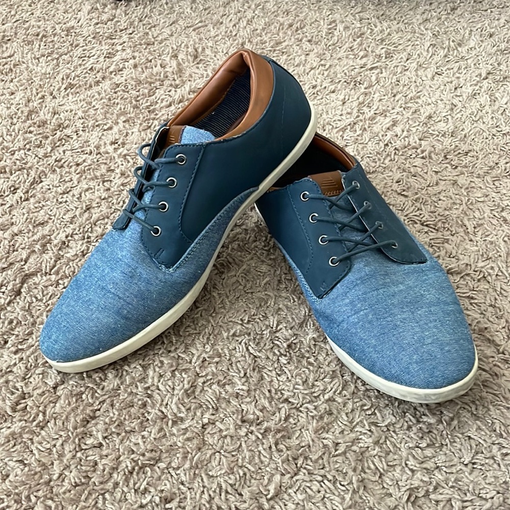 Mens Size 10 1/2 Blue Aldo Shoes